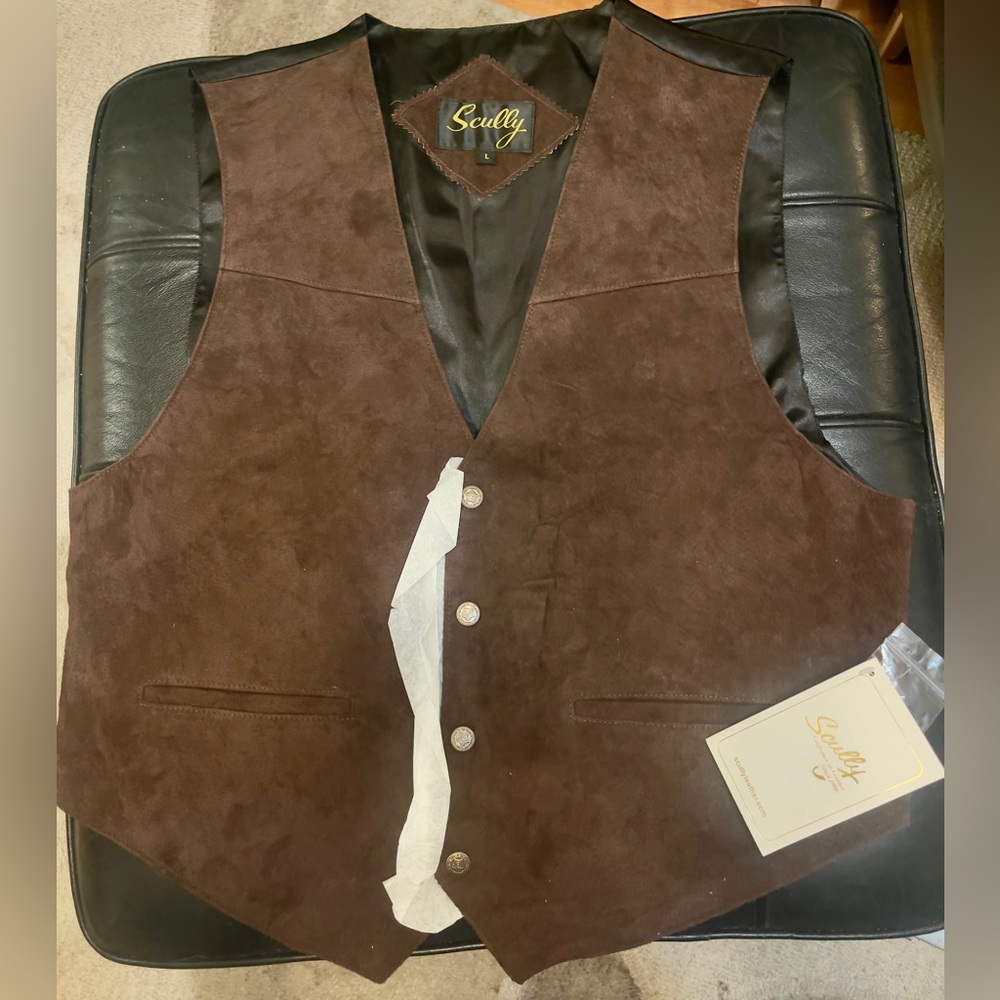 Brand new Men’s Scully Dark brown Suede Vest